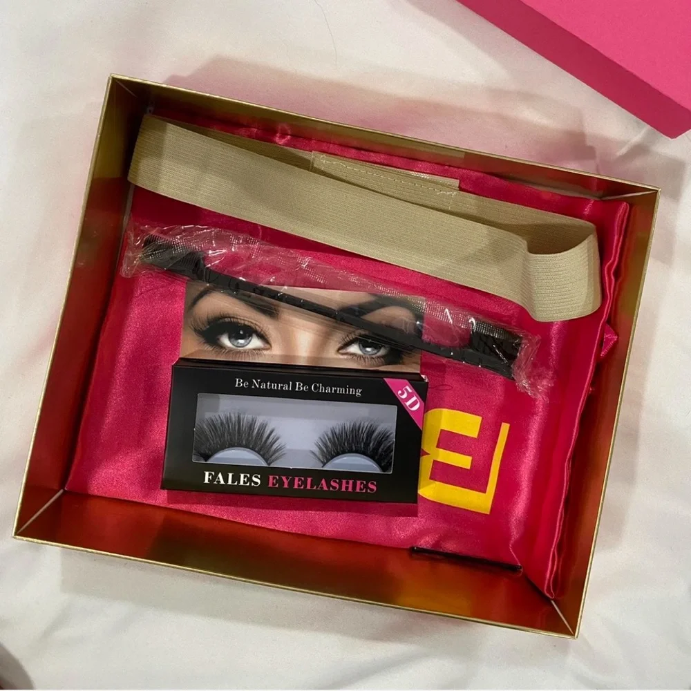 Golden Blonde Women's Hair Wig - Picture 8 of 8